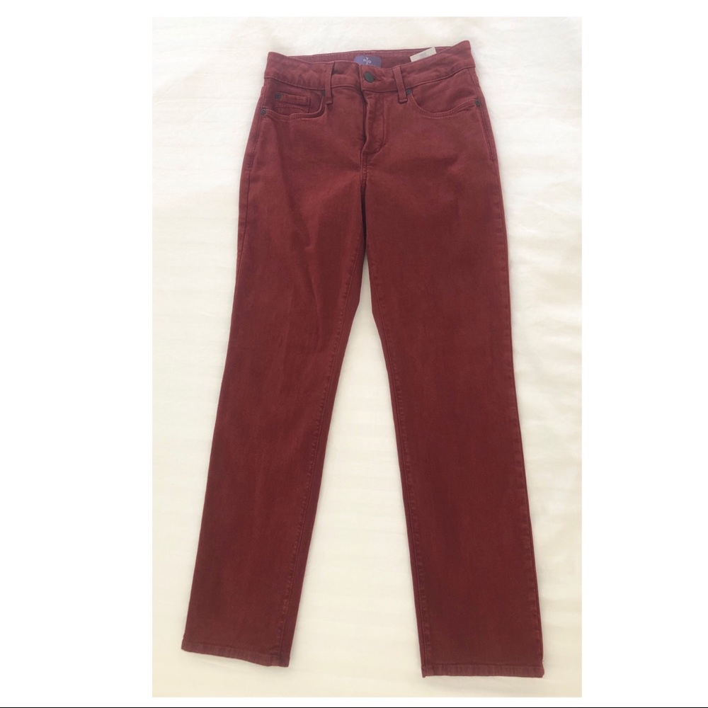 🔥NWOT NYDJ Butt Lifting Straight-legged Jeans